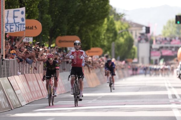 Únik „ukradol“ šprintérom piatu etapu na Giro d’Italia. Benjamin Thomas získal prvé víťazstvo pre Cofidis v roku 2024