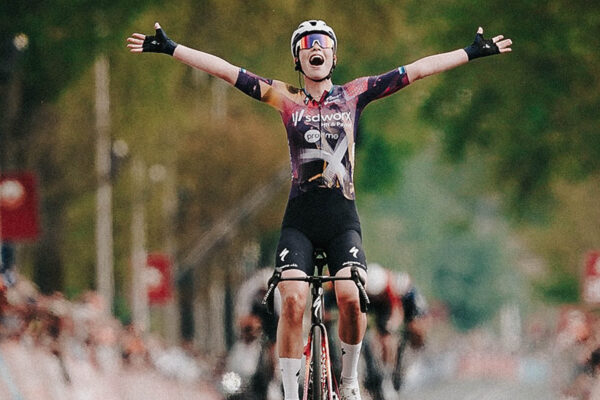 Mischa Bredewold prekvapila útokom v závere a vyhrala Amstel Gold Race
